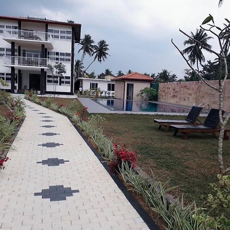 וואדואה Blue Beach Villa מראה חיצוני תמונה