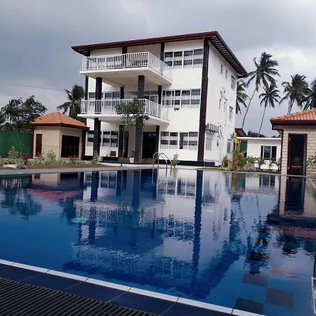 וואדואה Blue Beach Villa מראה חיצוני תמונה