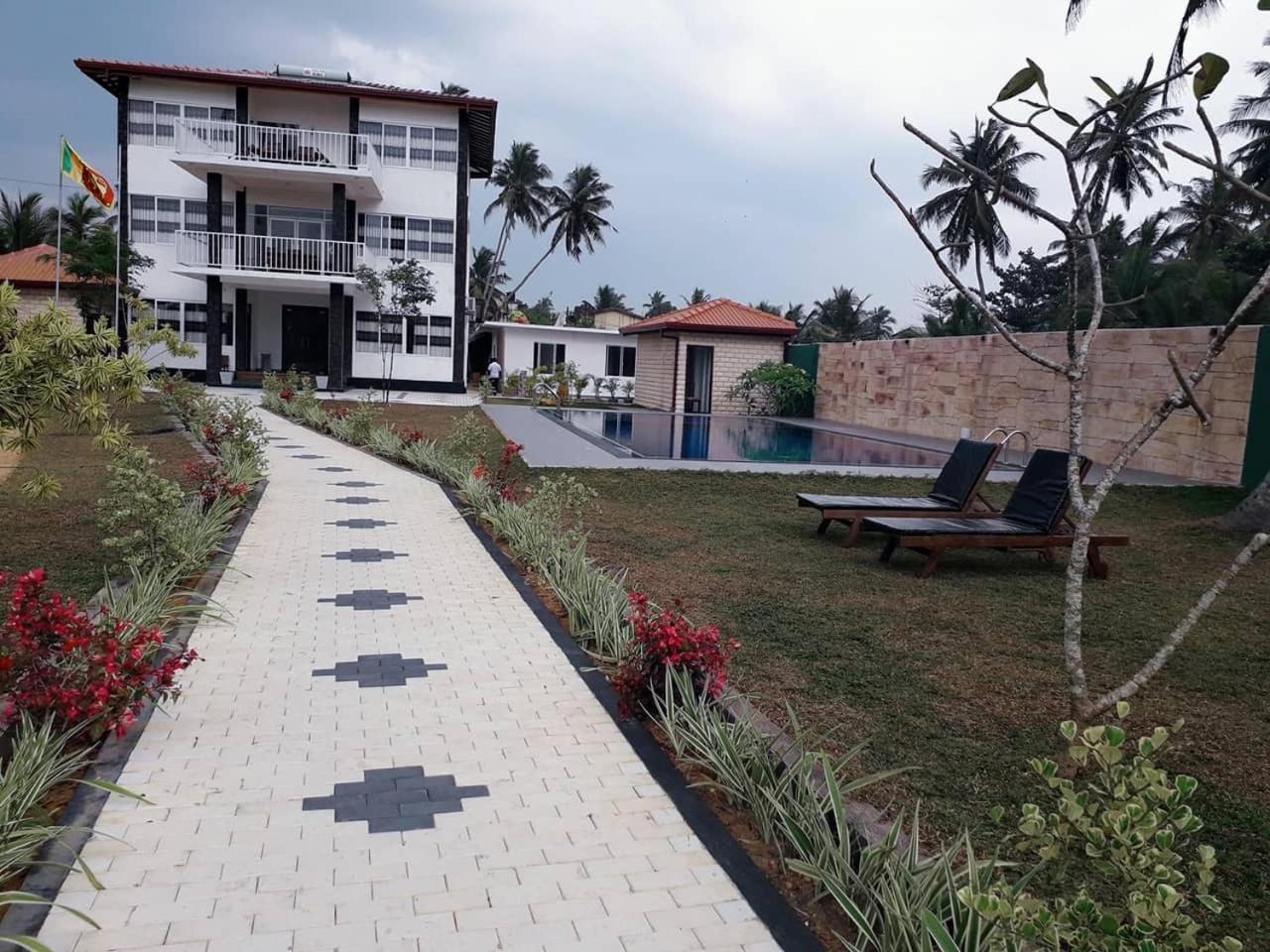 וואדואה Blue Beach Villa מראה חיצוני תמונה