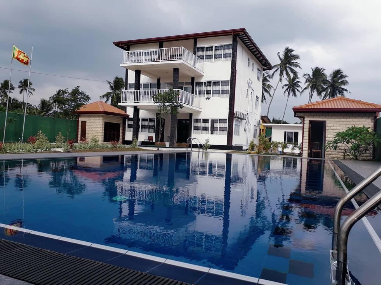 וואדואה Blue Beach Villa מראה חיצוני תמונה